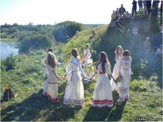 Девичник перед свадьбой - история древнейшей традиции
